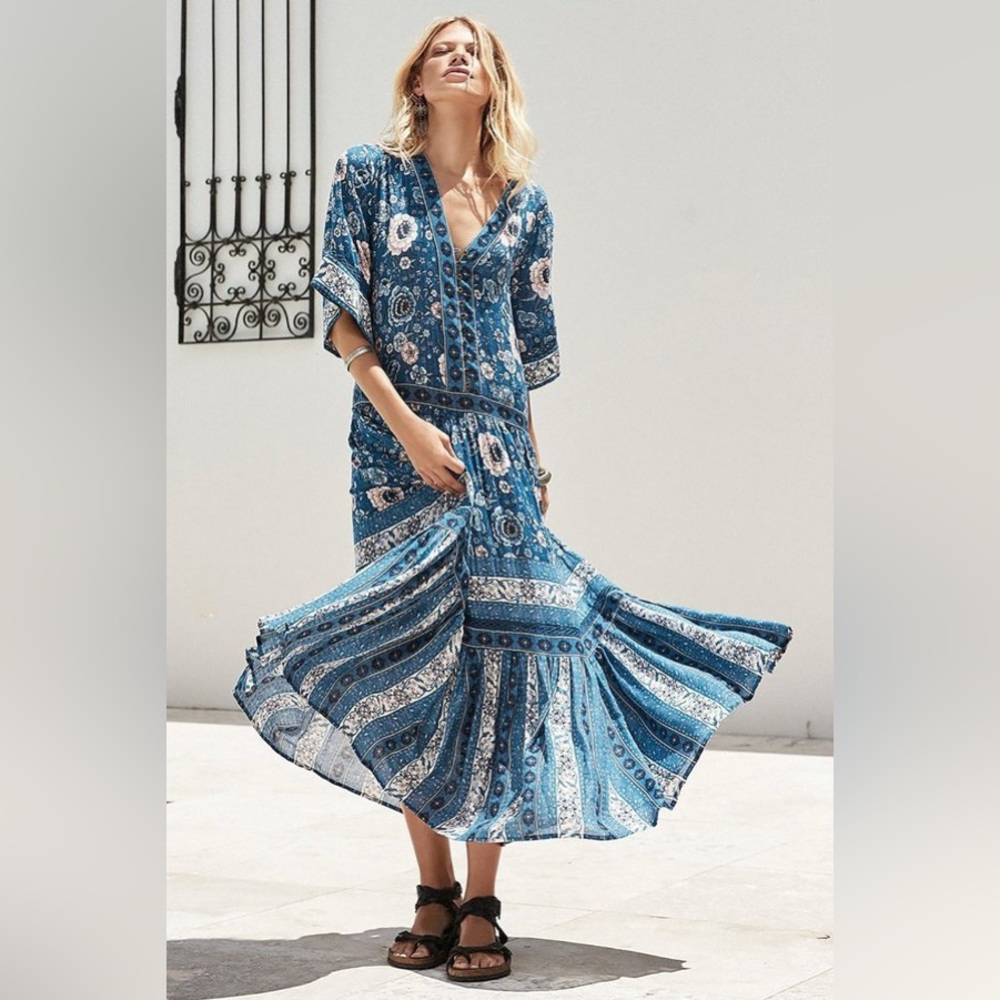 Spell & The Gypsy Zahara Gown in Navy oversized fit
